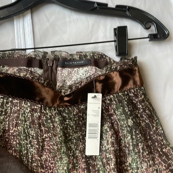 Elie Tahari Raven silk skirt size 4 - Picture 9 of 9